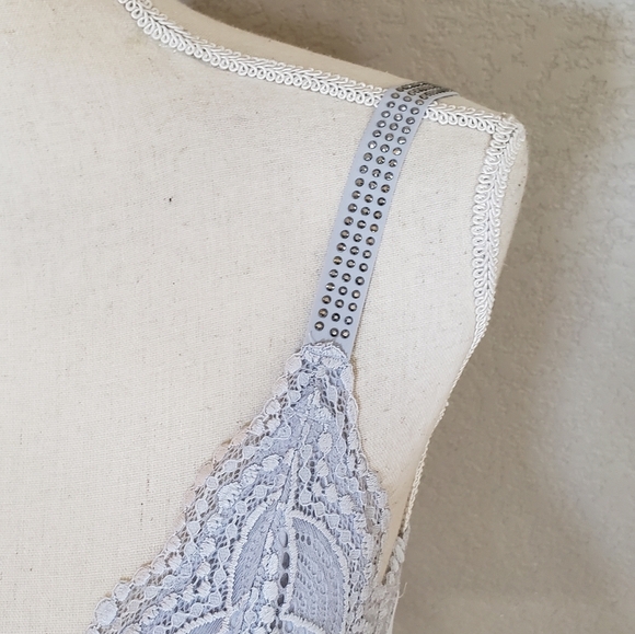 Victoria's Secret brallets size Small with rhinestones set of 2 - Picture 6 of 9